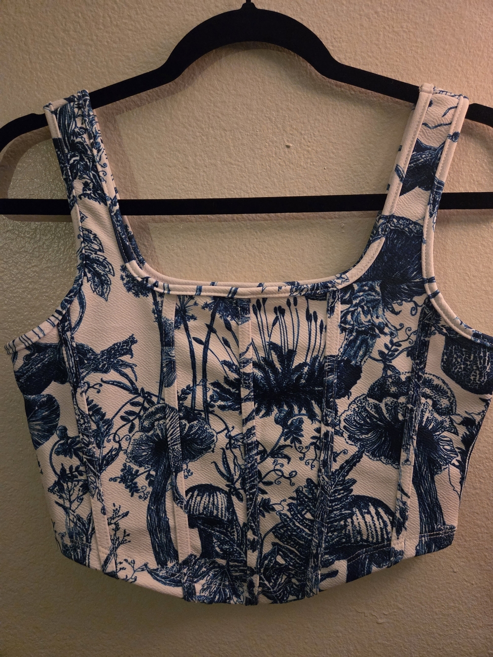 SHEIN White Crop Top with Blue Botanical Print